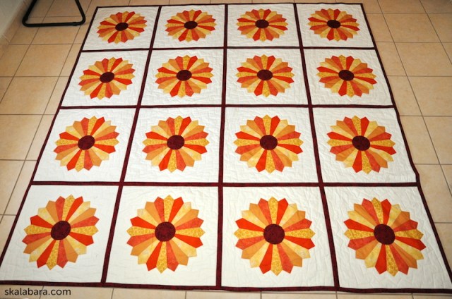 dresden plate quilt 8 - skalabara.com