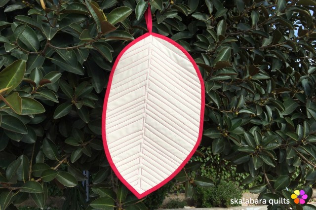 placemat leave back - skalabara quilts