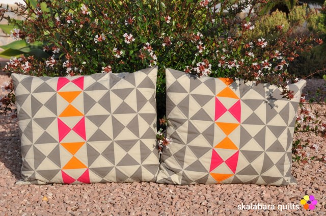 cushion cover hourglass 2x 1 - skalabara quilts