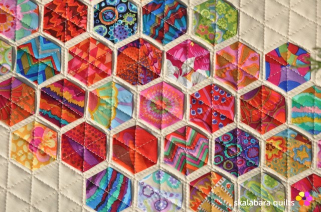 hexie cushion cover detail - skalabara quilts