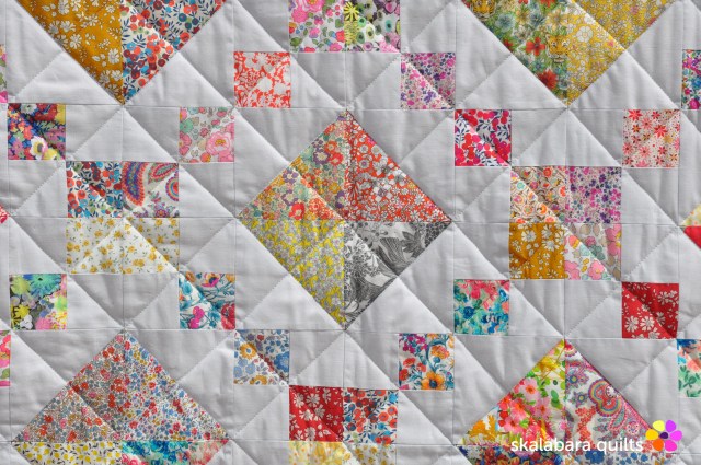 levitating liberty jewel box silver quilt detail 12 - skalabara quilts