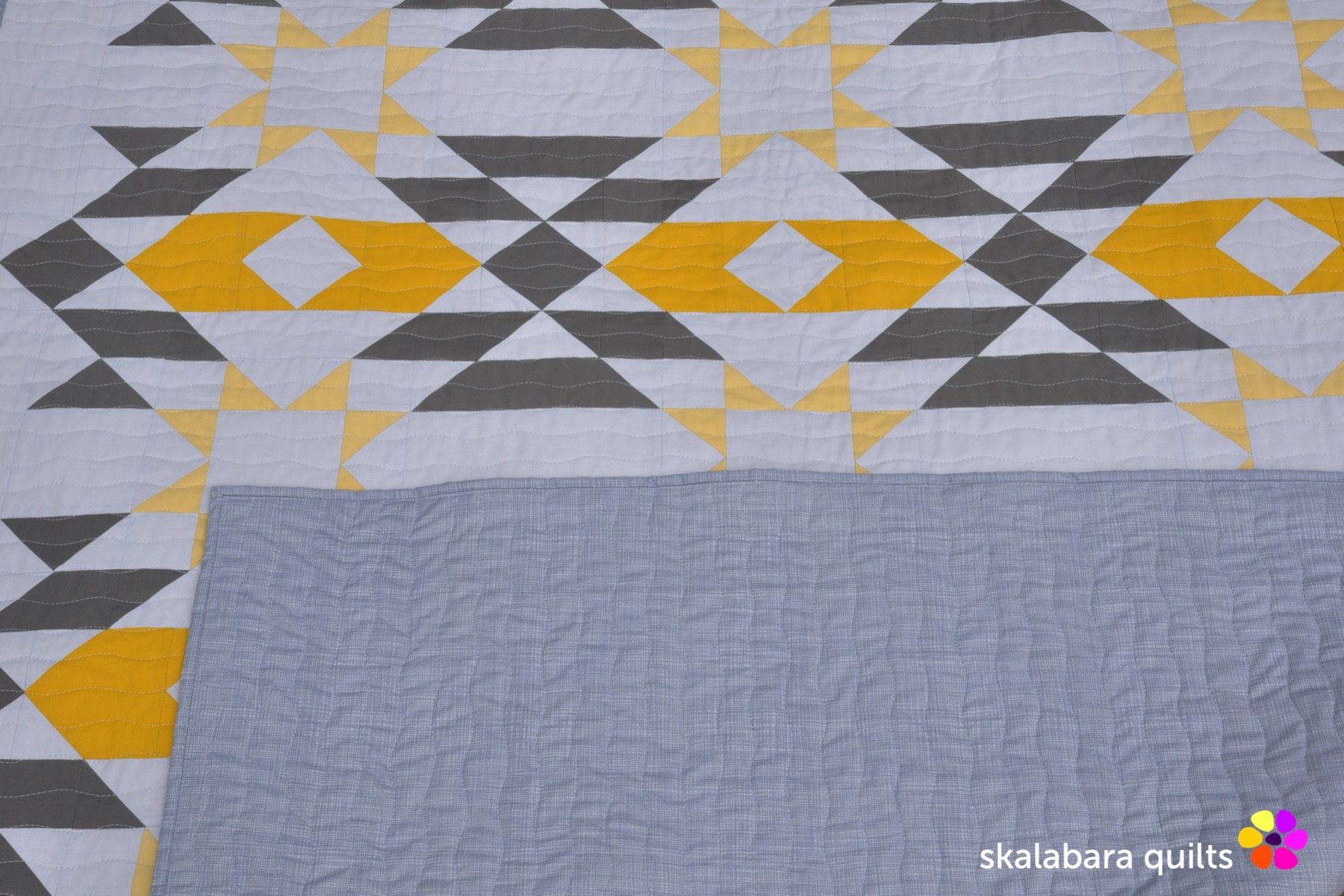 atmosphere quilt back 4 - skalabara quilts
